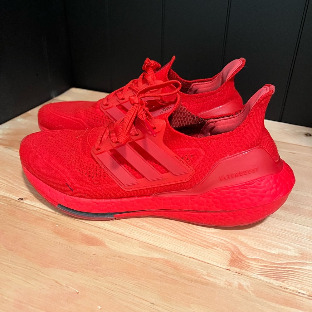 Men’s Adidas Ultraboost 21